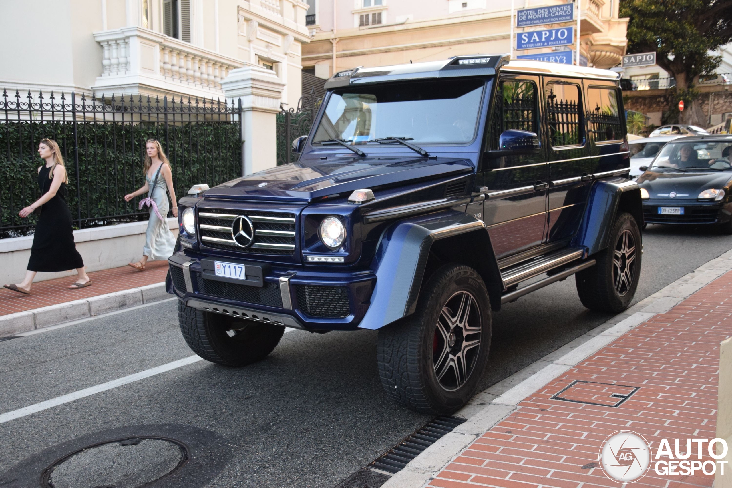 Mercedes-Benz G 500 4X4²