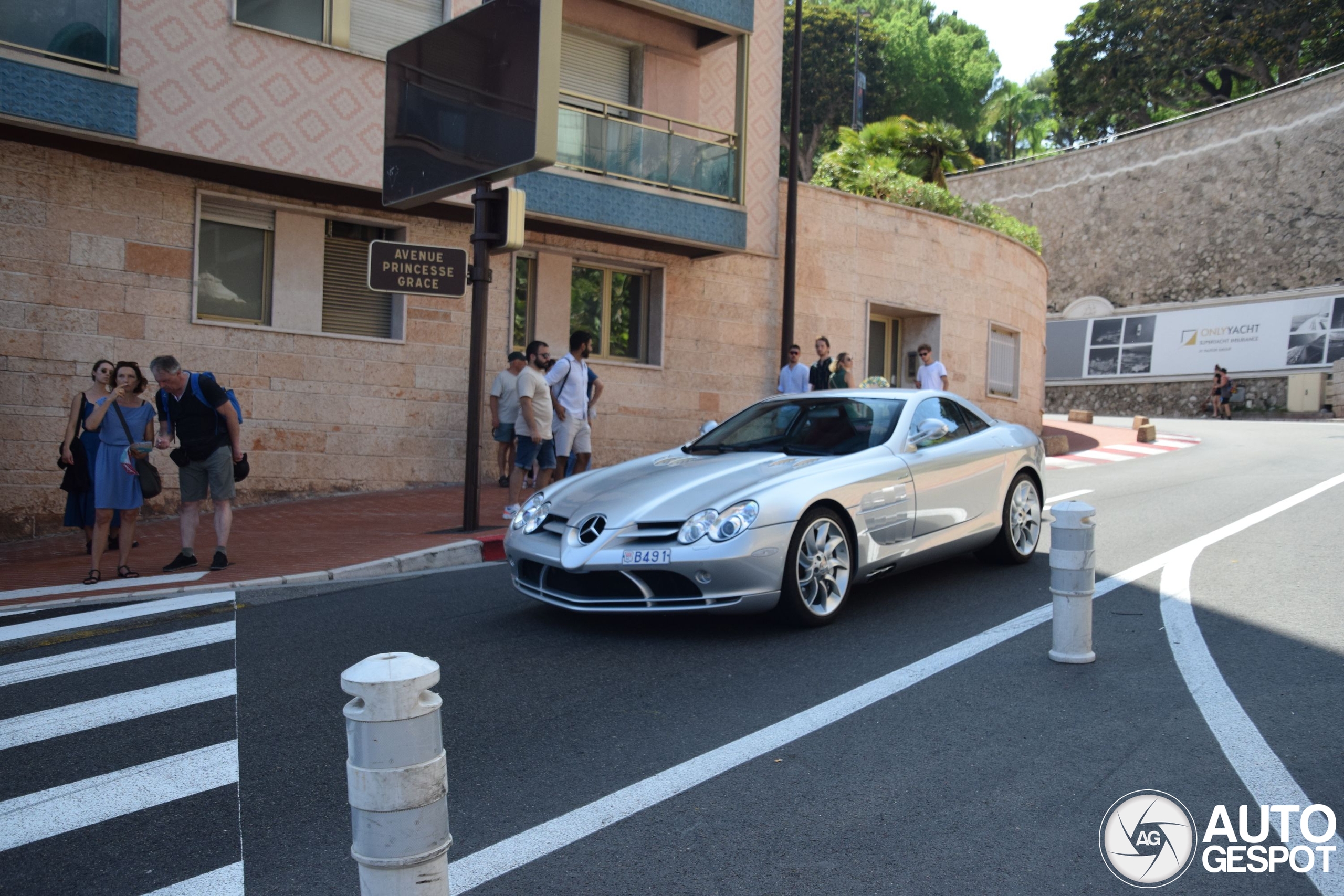 Mercedes-Benz SLR McLaren