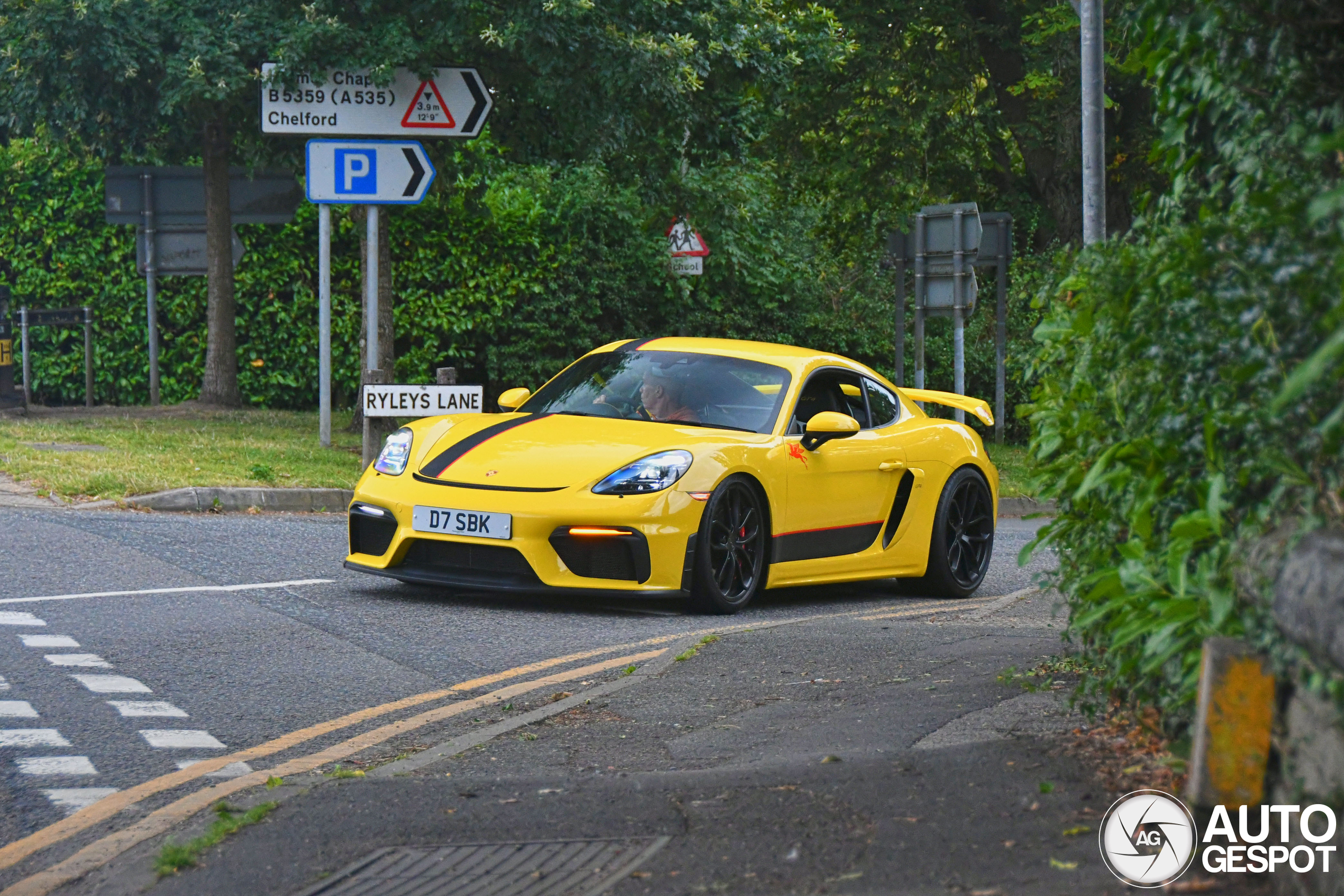 Porsche Manthey Racing 718 Cayman GT4