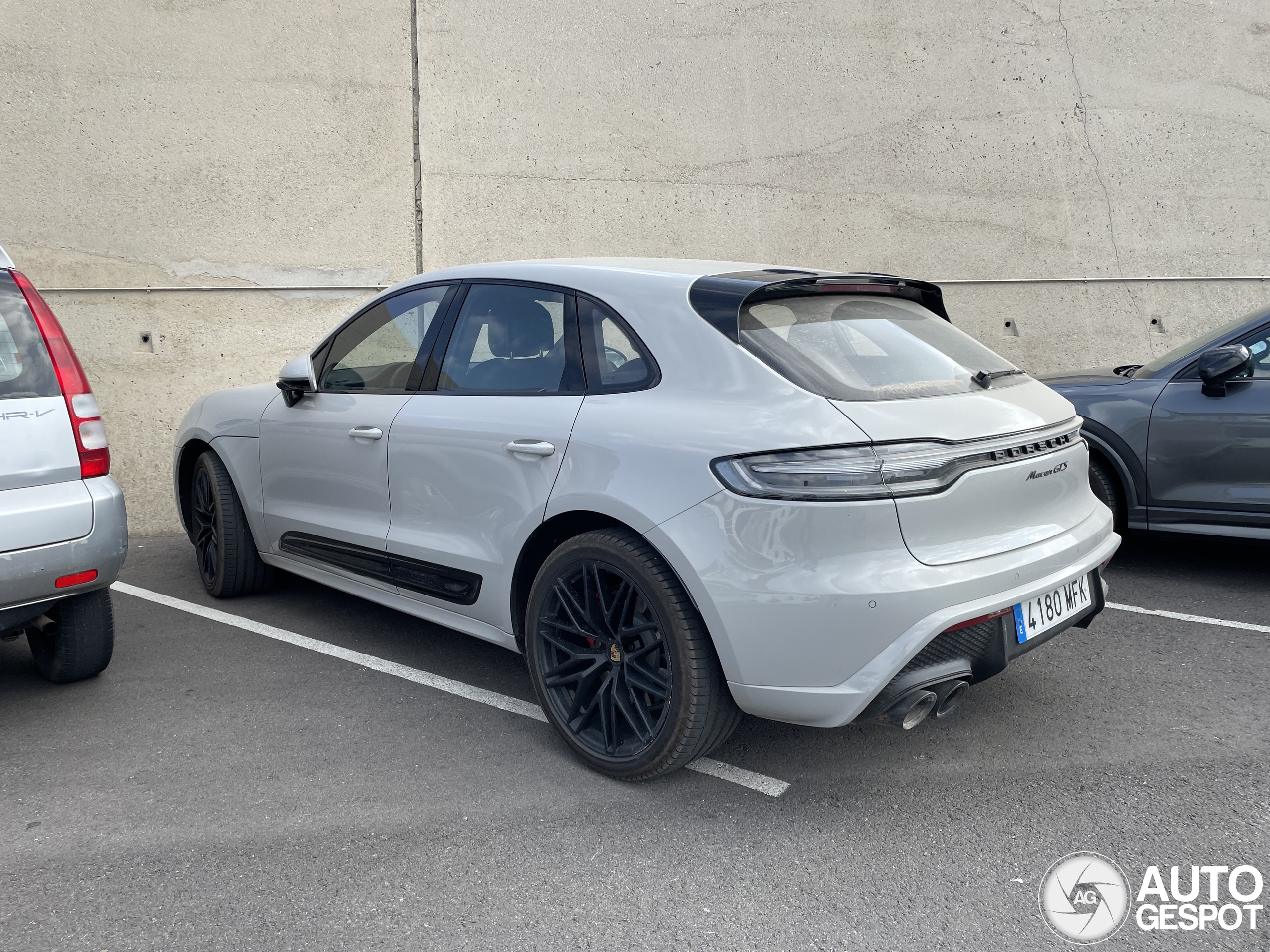 Porsche 95B Macan GTS MkIII