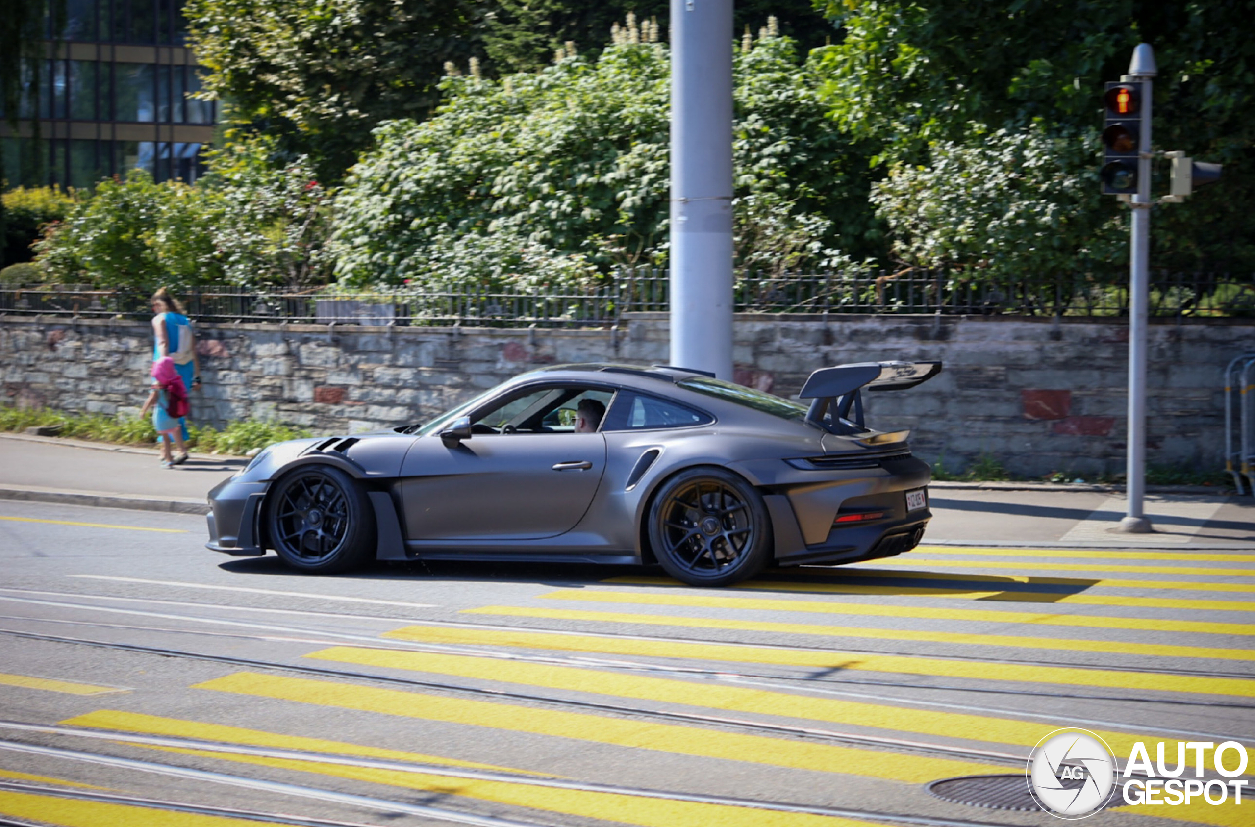 Porsche 992 GT3 RS Weissach Package