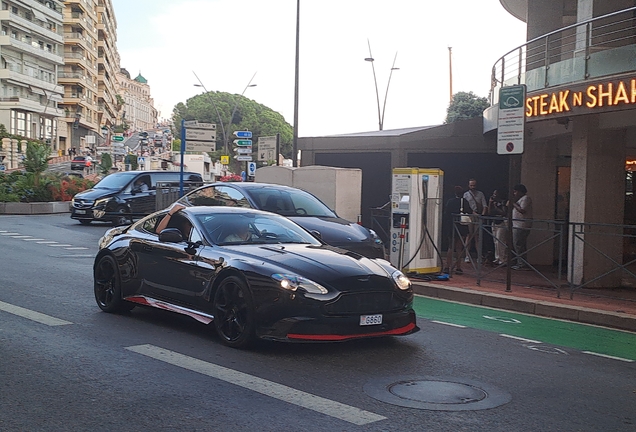 Aston Martin Vantage GT8