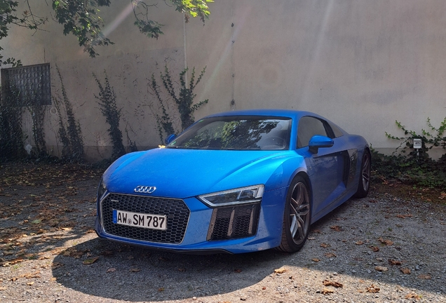 Audi R8 V10 2015