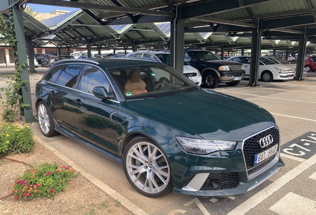 Audi RS6 Avant C7 2015