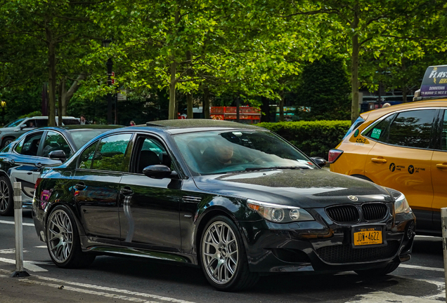 BMW M5 E60 2005