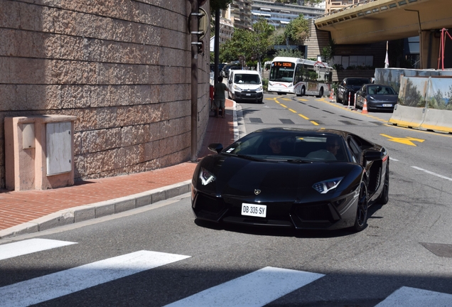 Lamborghini Aventador LP700-4