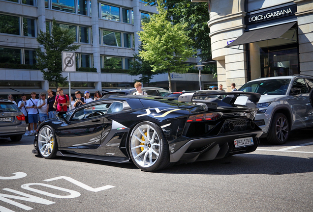 Lamborghini Aventador LP700-4