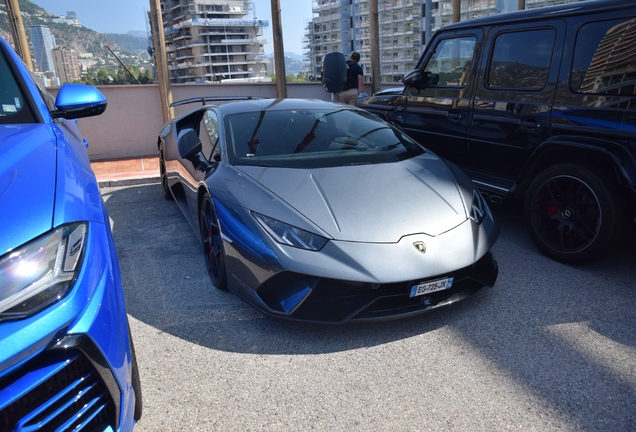 Lamborghini Huracán LP640-4 Performante