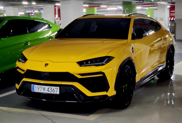 Lamborghini Urus