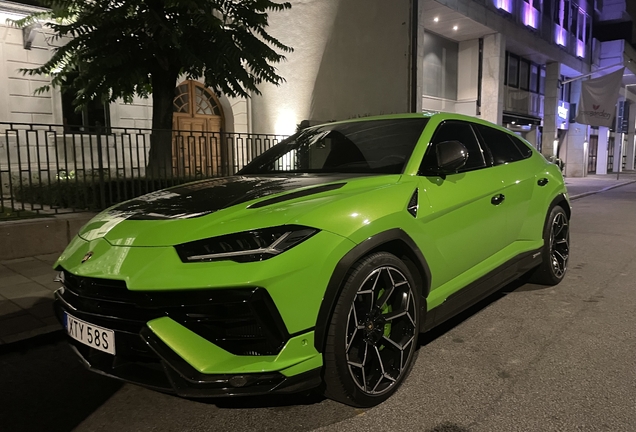 Lamborghini Urus Performante