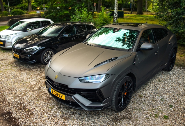 Lamborghini Urus S