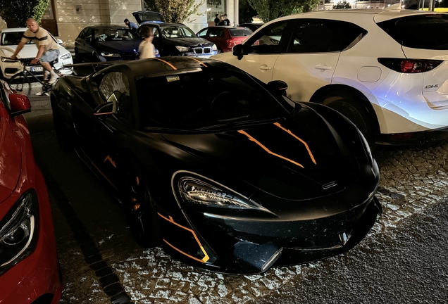 McLaren 570S