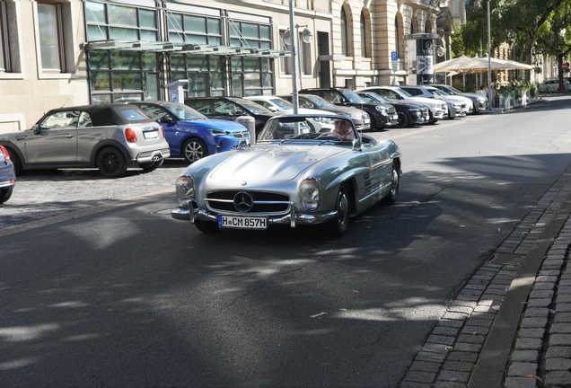 Mercedes-Benz 300SL Roadster