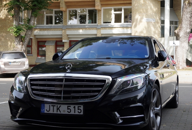 Mercedes-Maybach S 600 X222