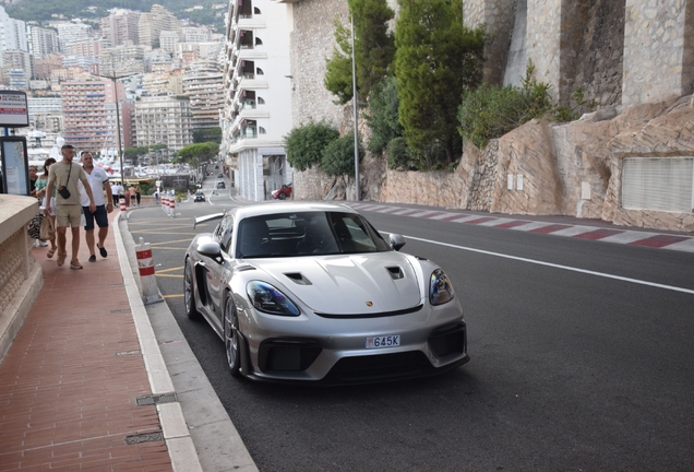 Porsche 718 Cayman GT4 RS