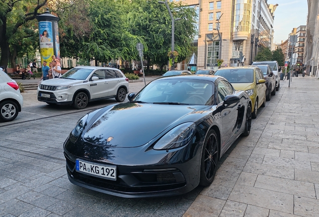 Porsche 718 Cayman GTS