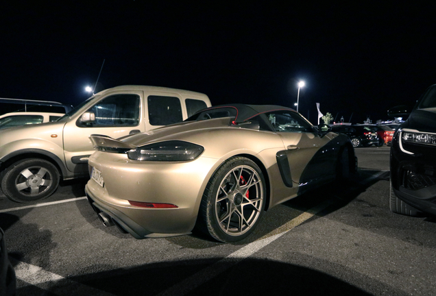 Porsche 718 Spyder RS Weissach Package