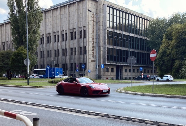 Porsche 992 Carrera 4 GTS Cabriolet