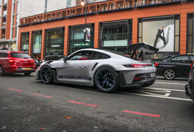 Porsche 992 GT3 RS Weissach Package