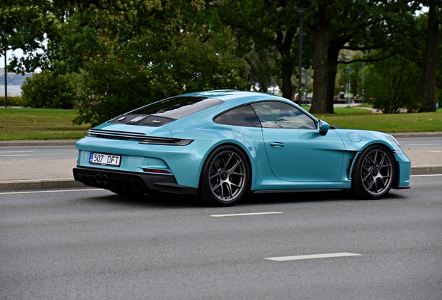 Porsche 992 S/T