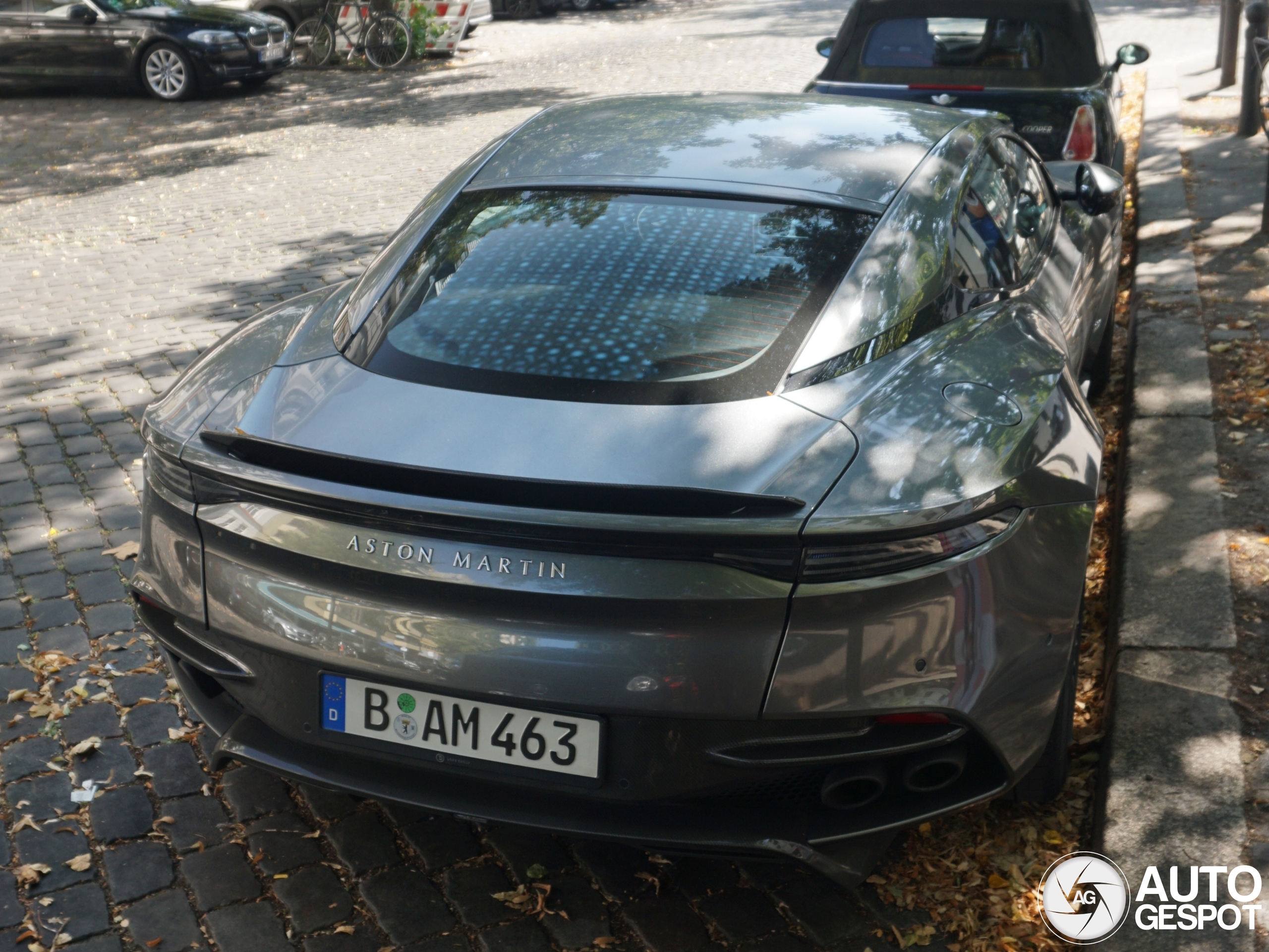 Aston Martin DBS Superleggera