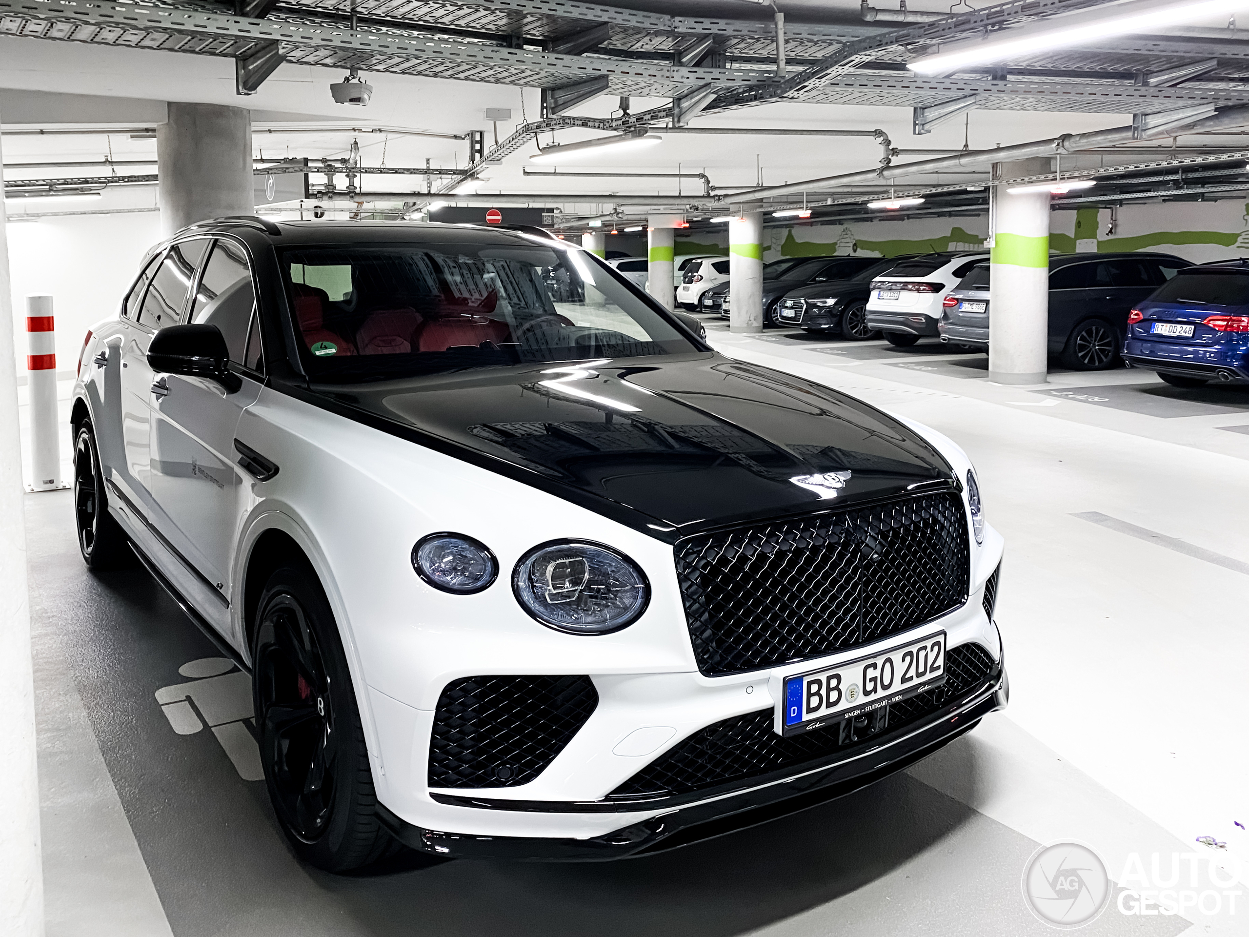 Bentley Bentayga V8 S 2022