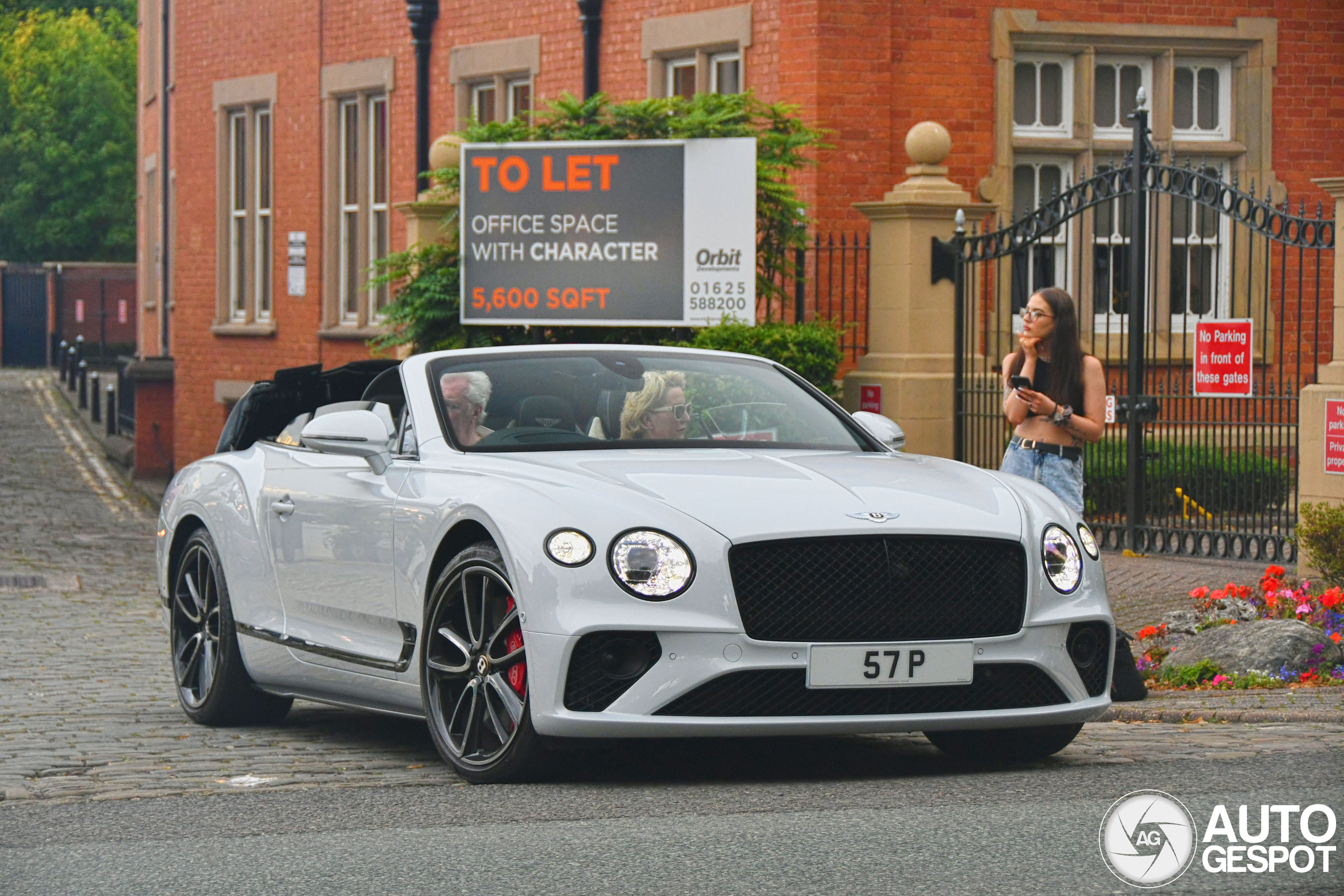 Bentley Continental GTC V8 2020