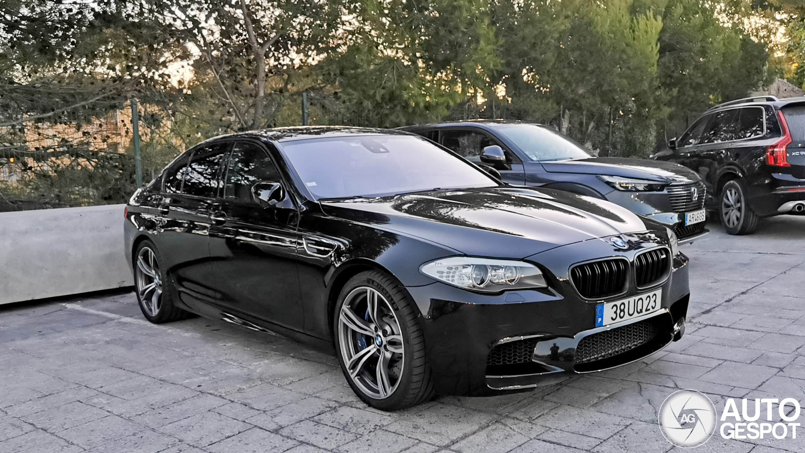 BMW M5 F10 2011