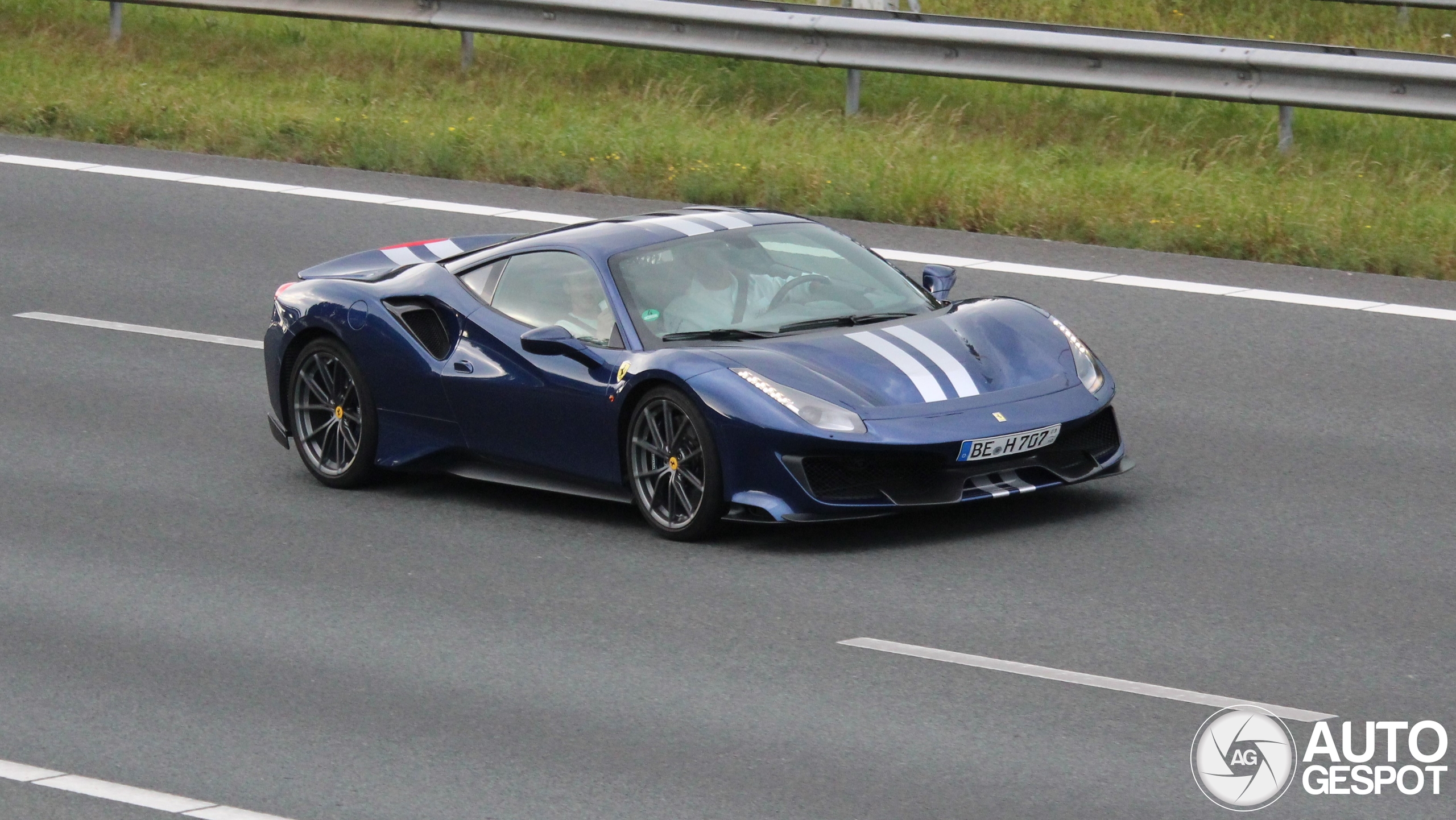 Ferrari 488 Pista