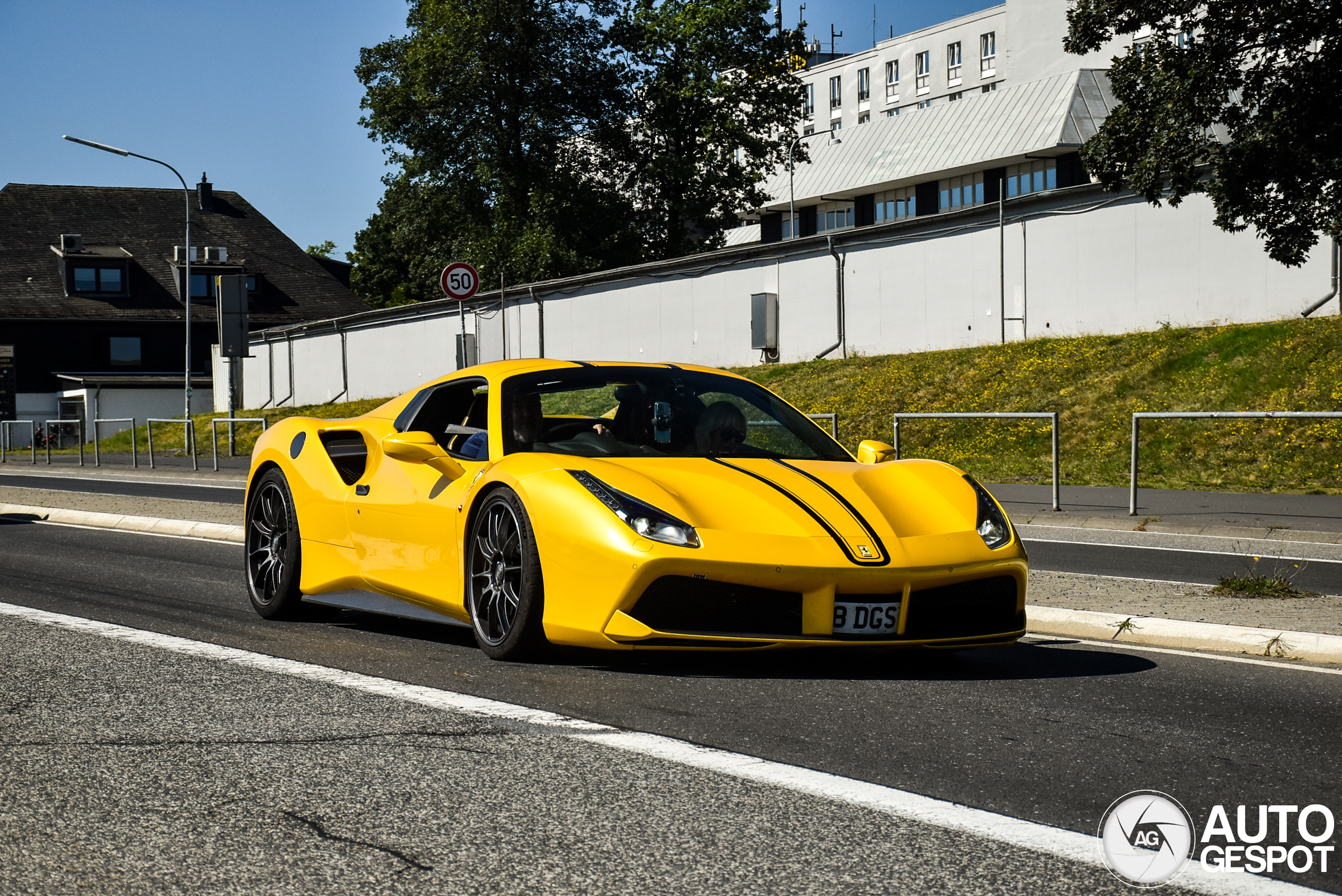 Ferrari 488 Spider Novitec Rosso