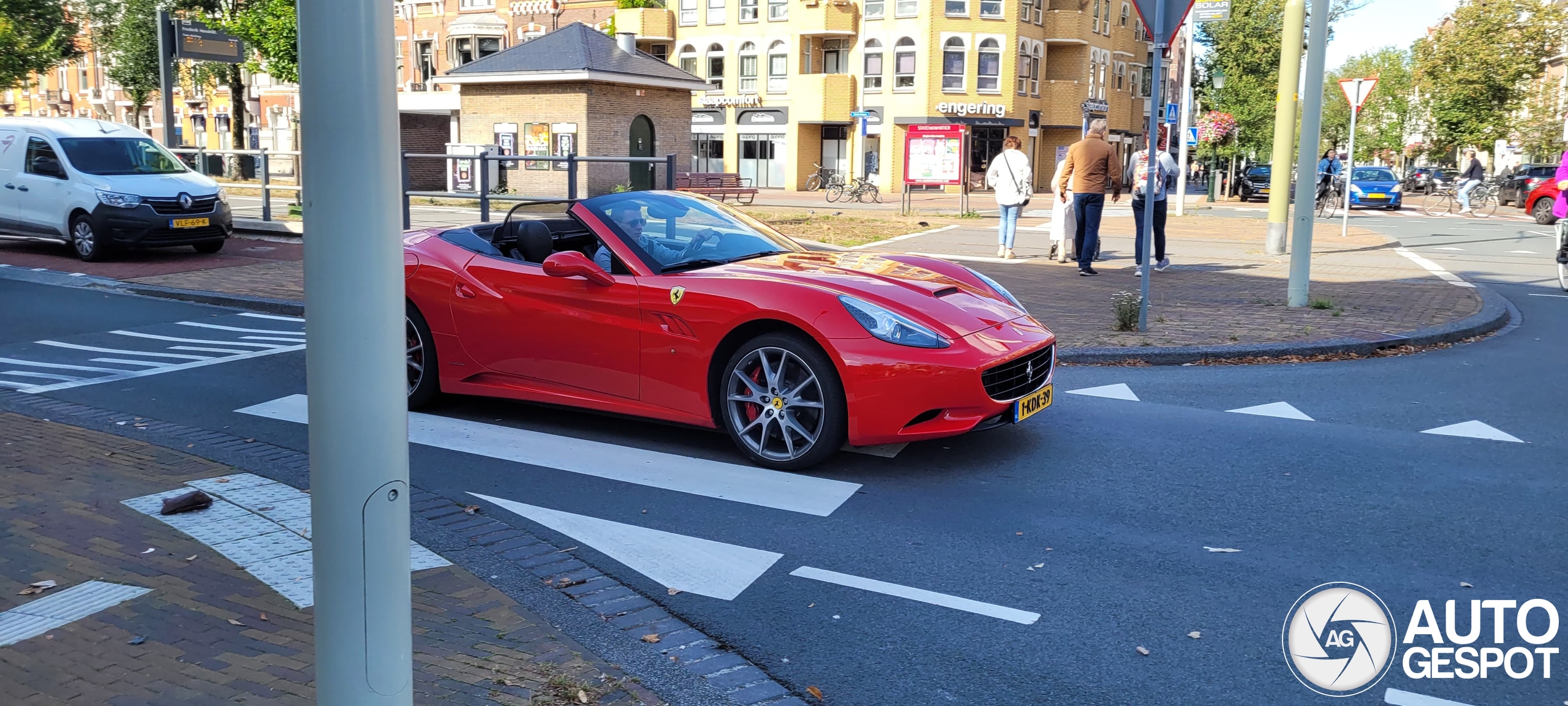 Ferrari California