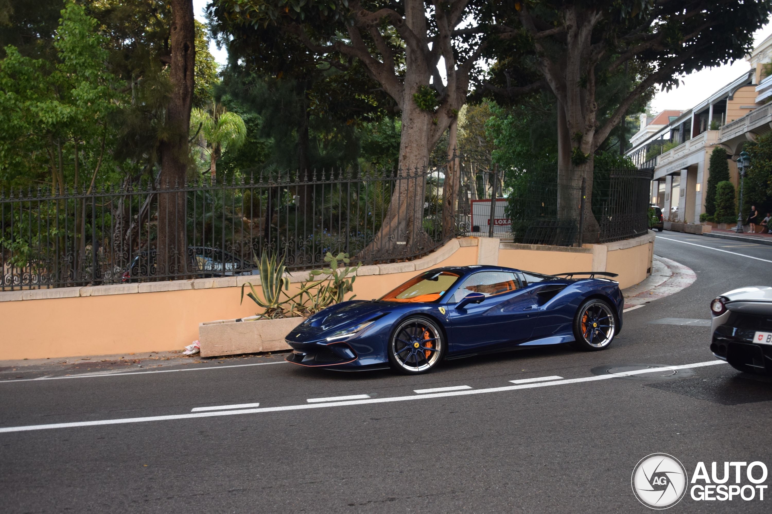 Ferrari F8 Spider Novitec Rosso