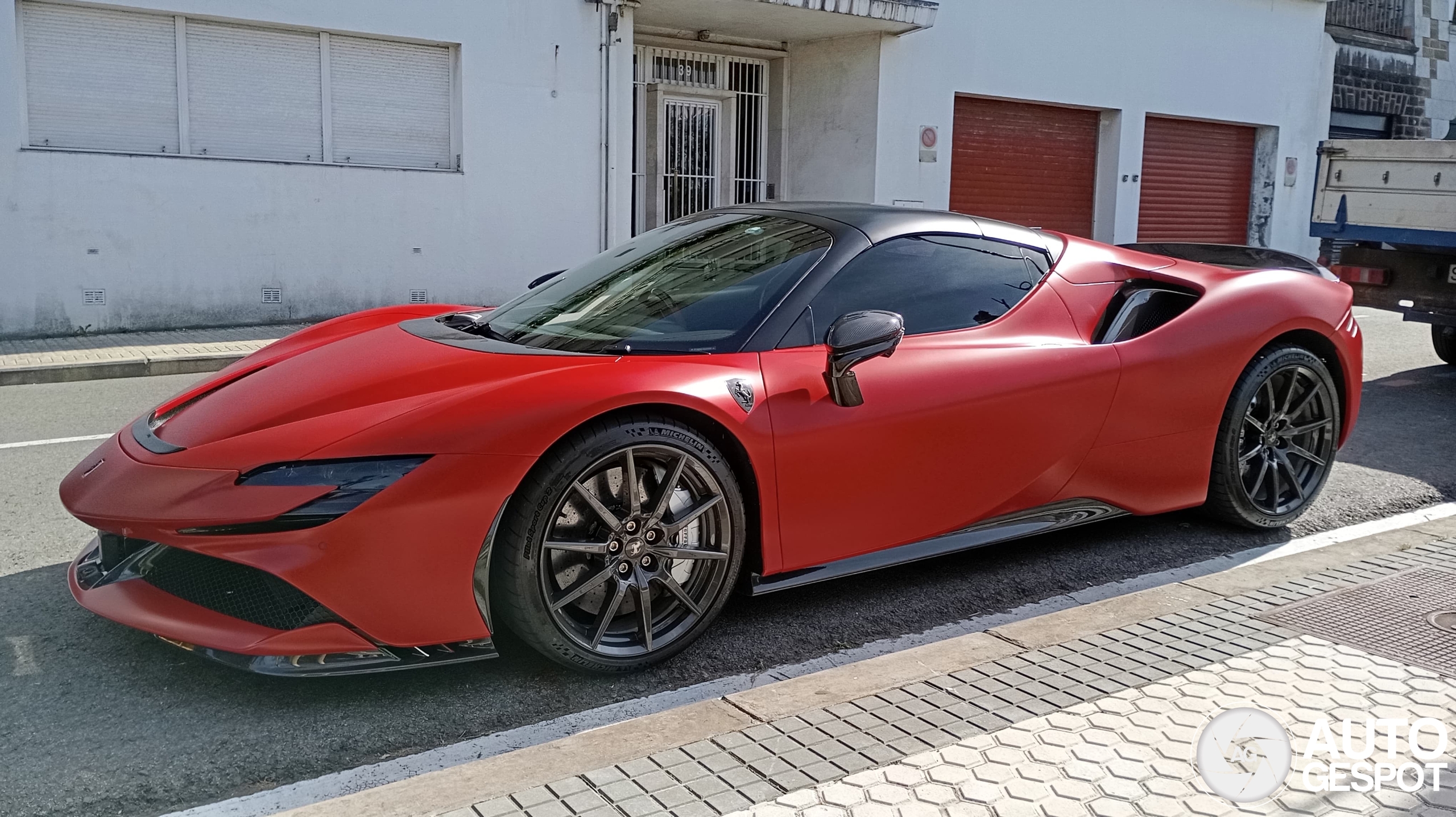 Ferrari SF90 Stradale Assetto Fiorano Novitec Rosso