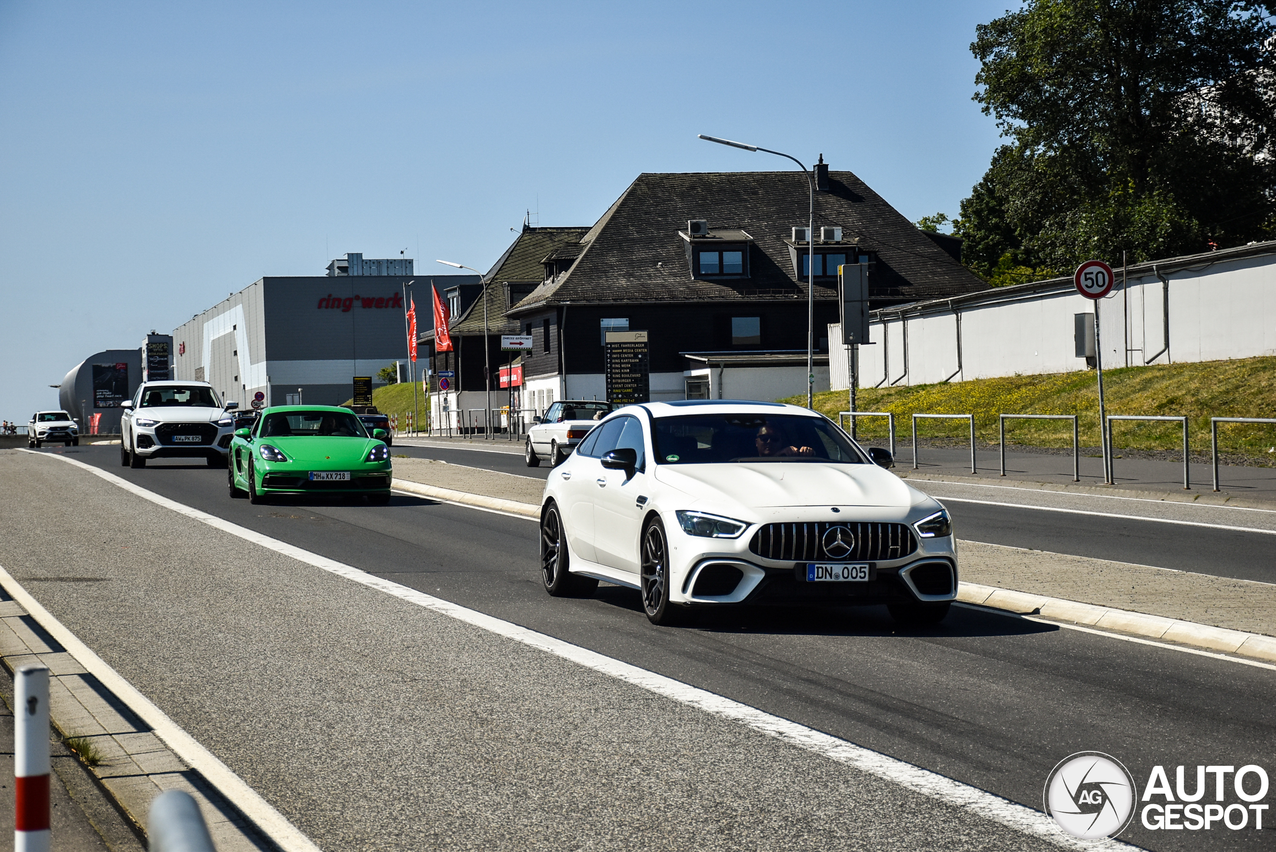 Mercedes-AMG GT 63 S X290