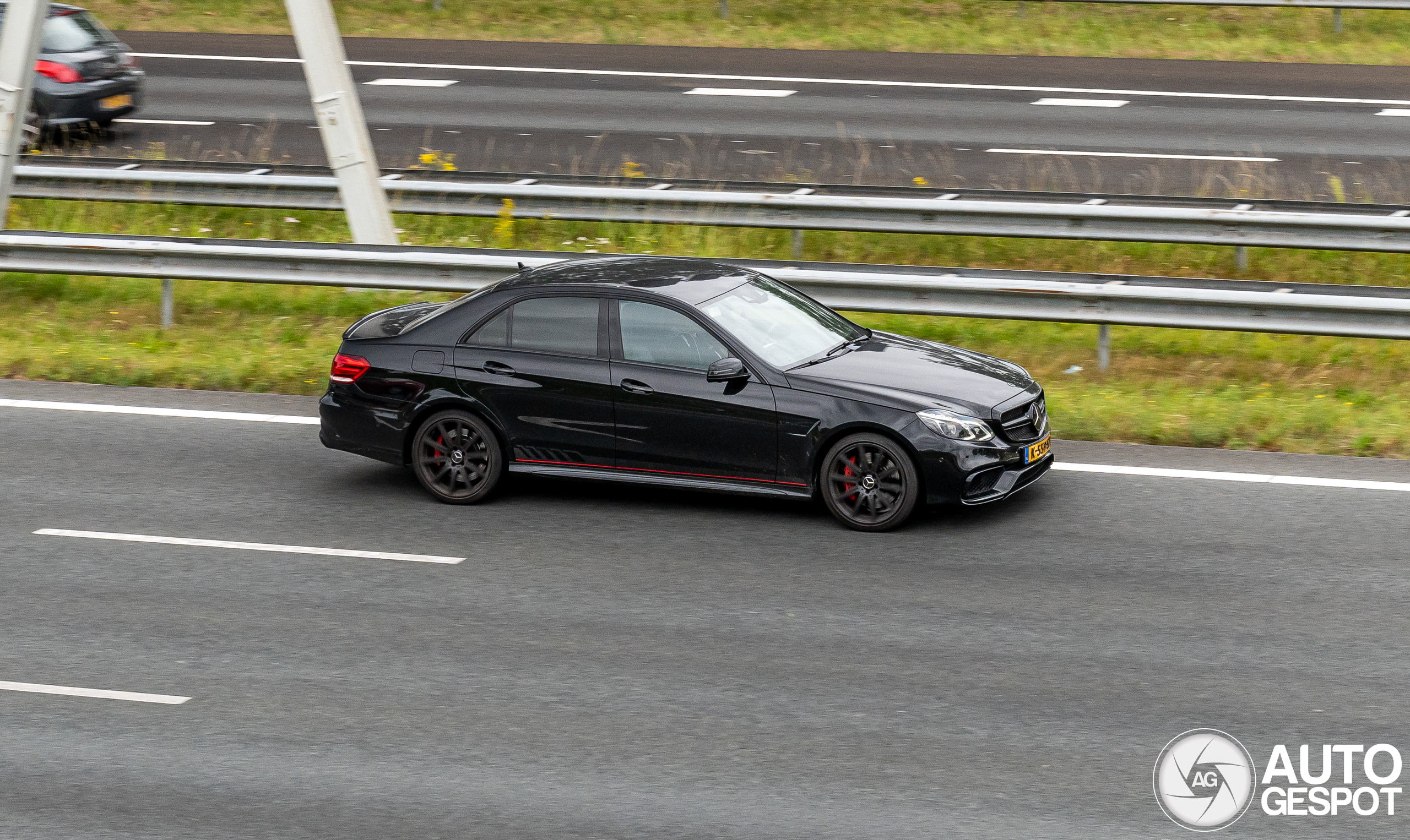 Mercedes-Benz E 63 AMG S W212