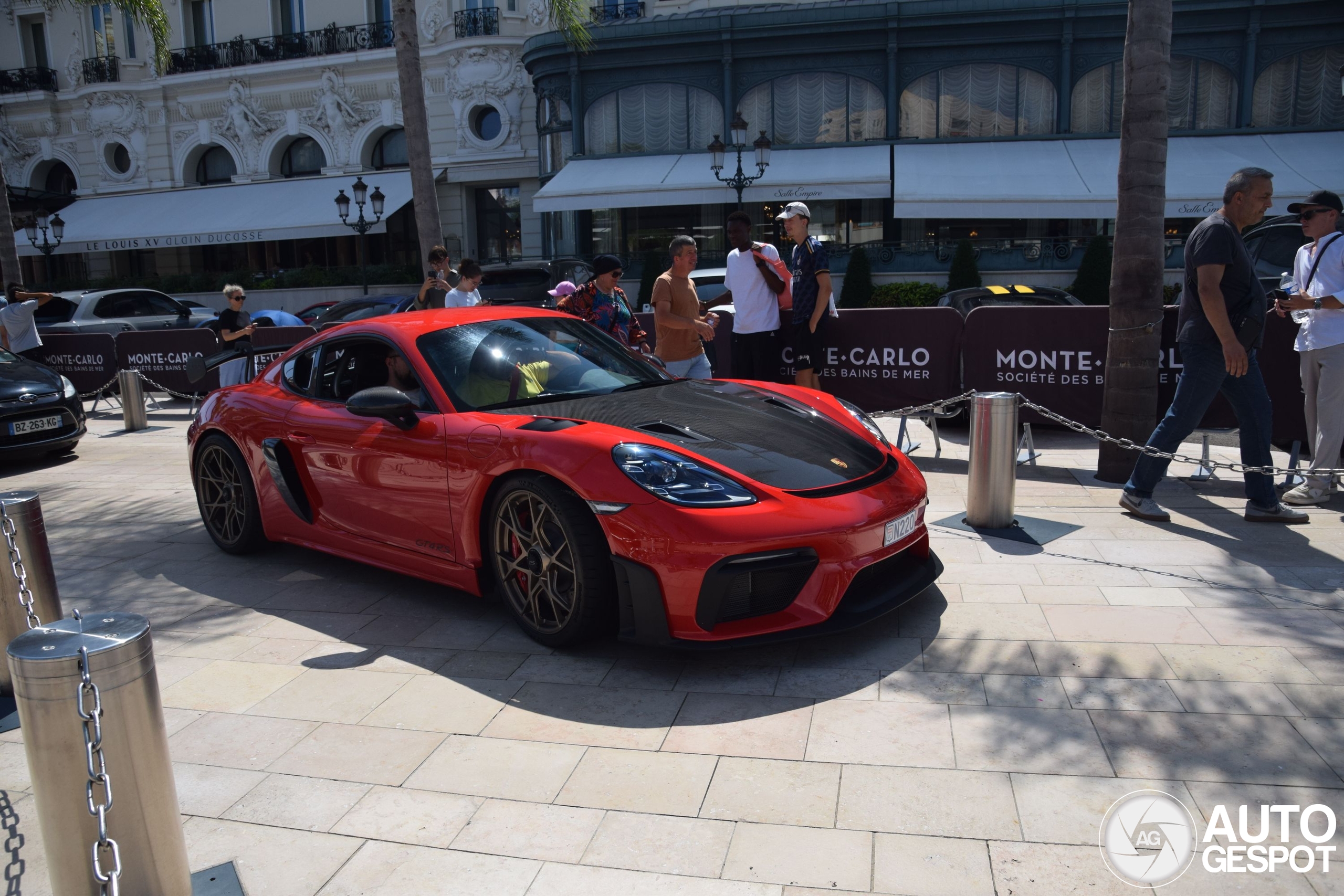 Porsche 718 Cayman GT4 RS Weissach Package