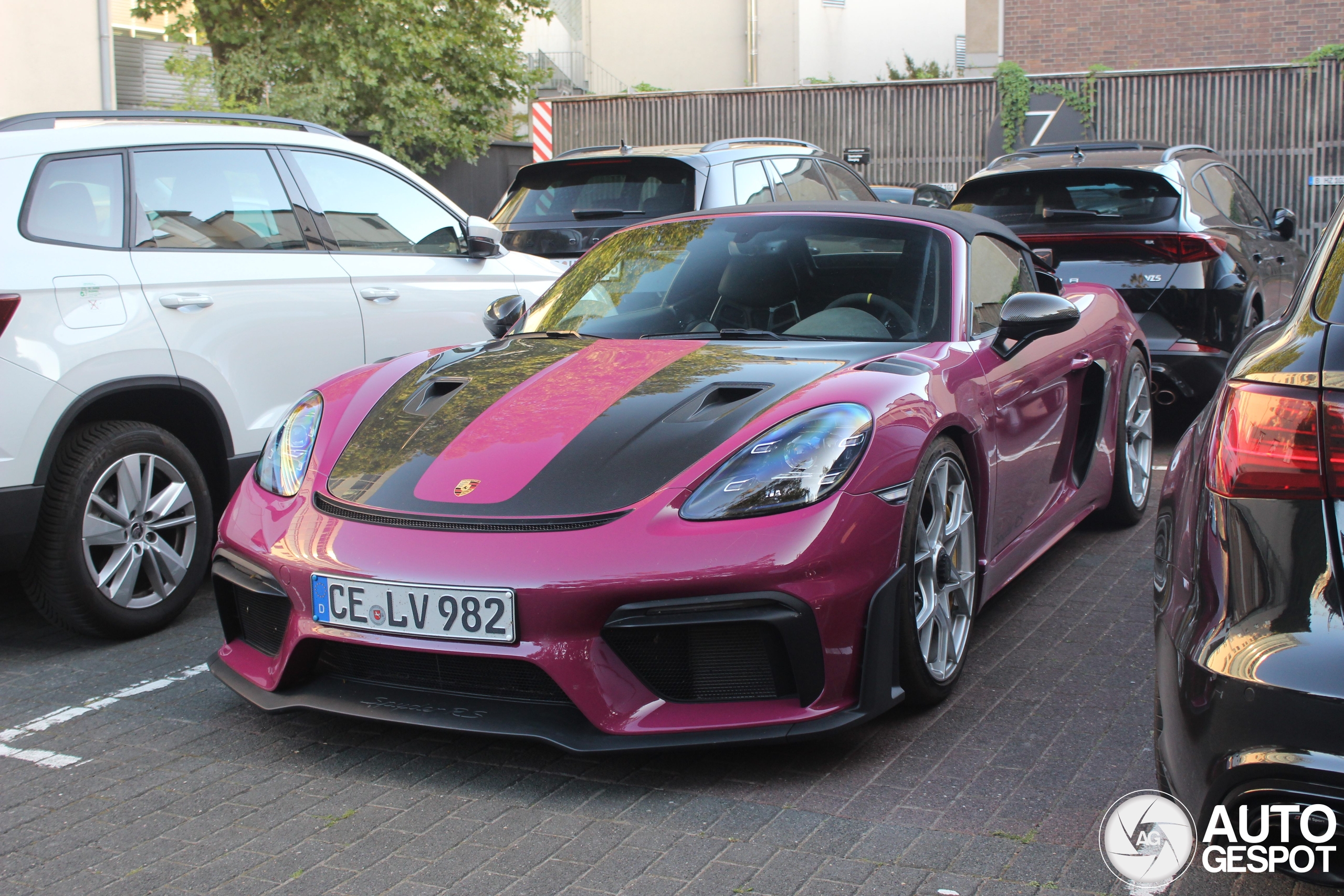 Porsche 718 Spyder RS Weissach Package