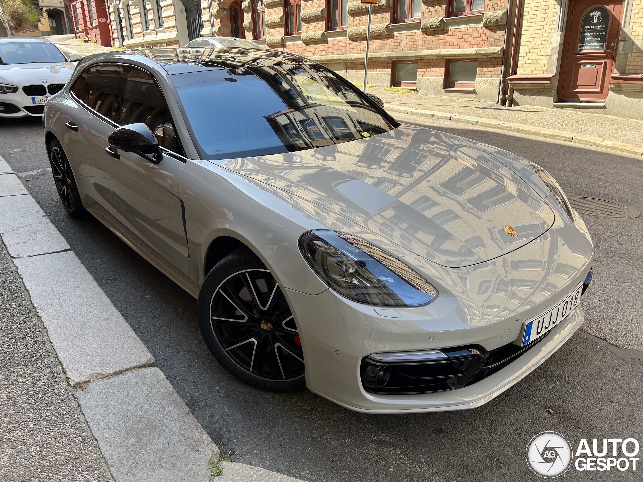 Porsche 971 Panamera Turbo Sport Turismo