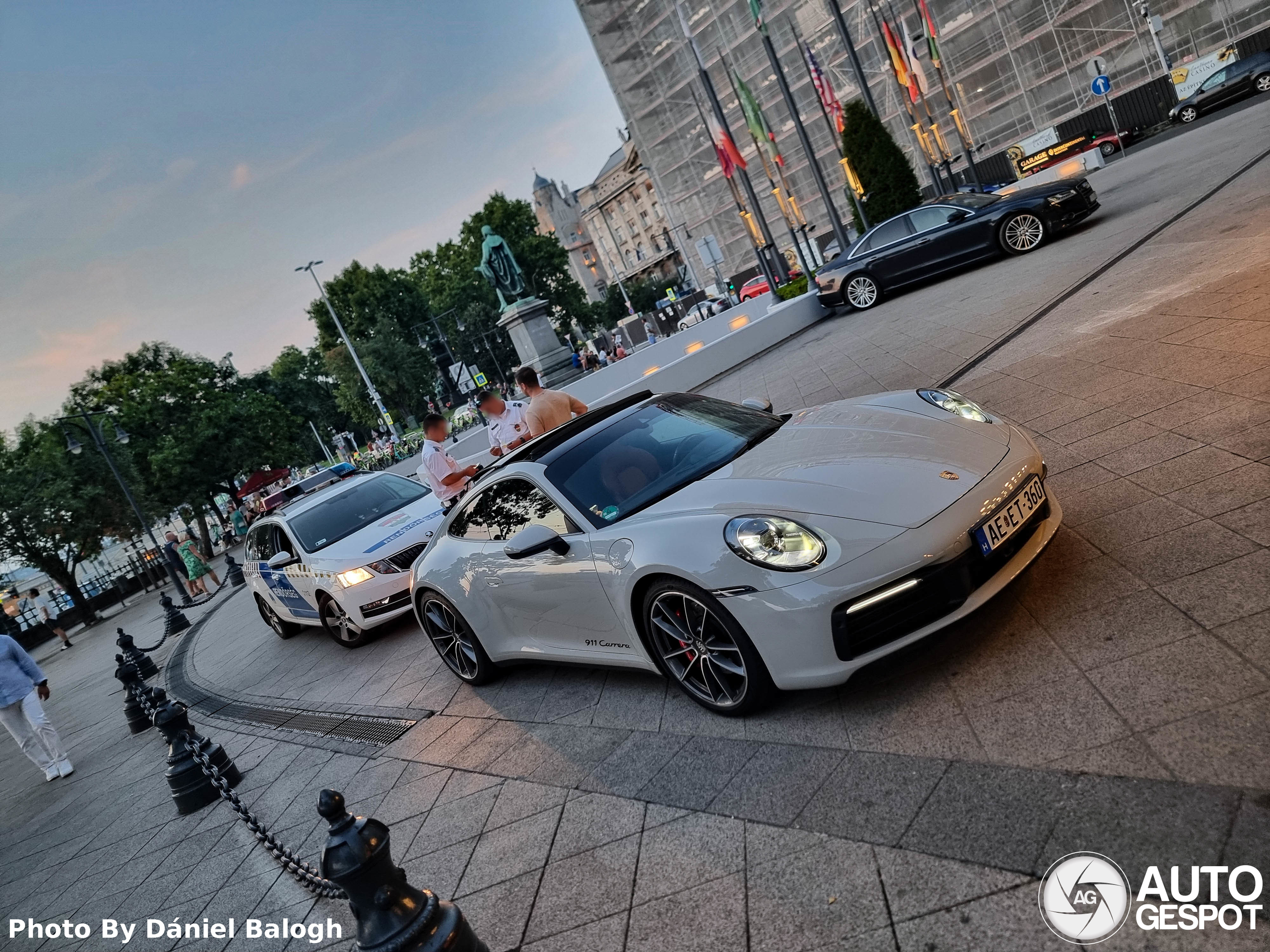 Porsche 992 Carrera 4S