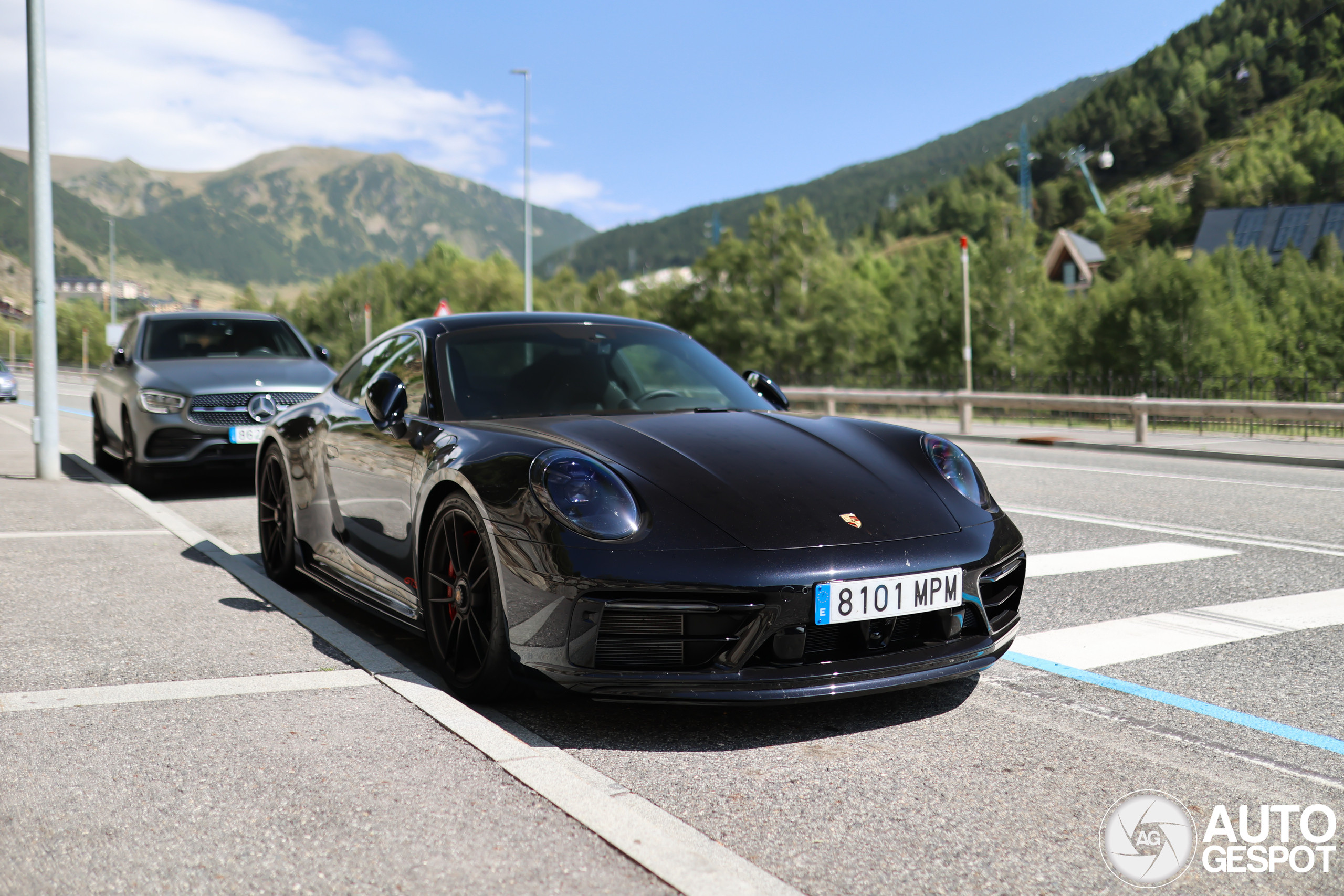 Porsche 992 Carrera GTS