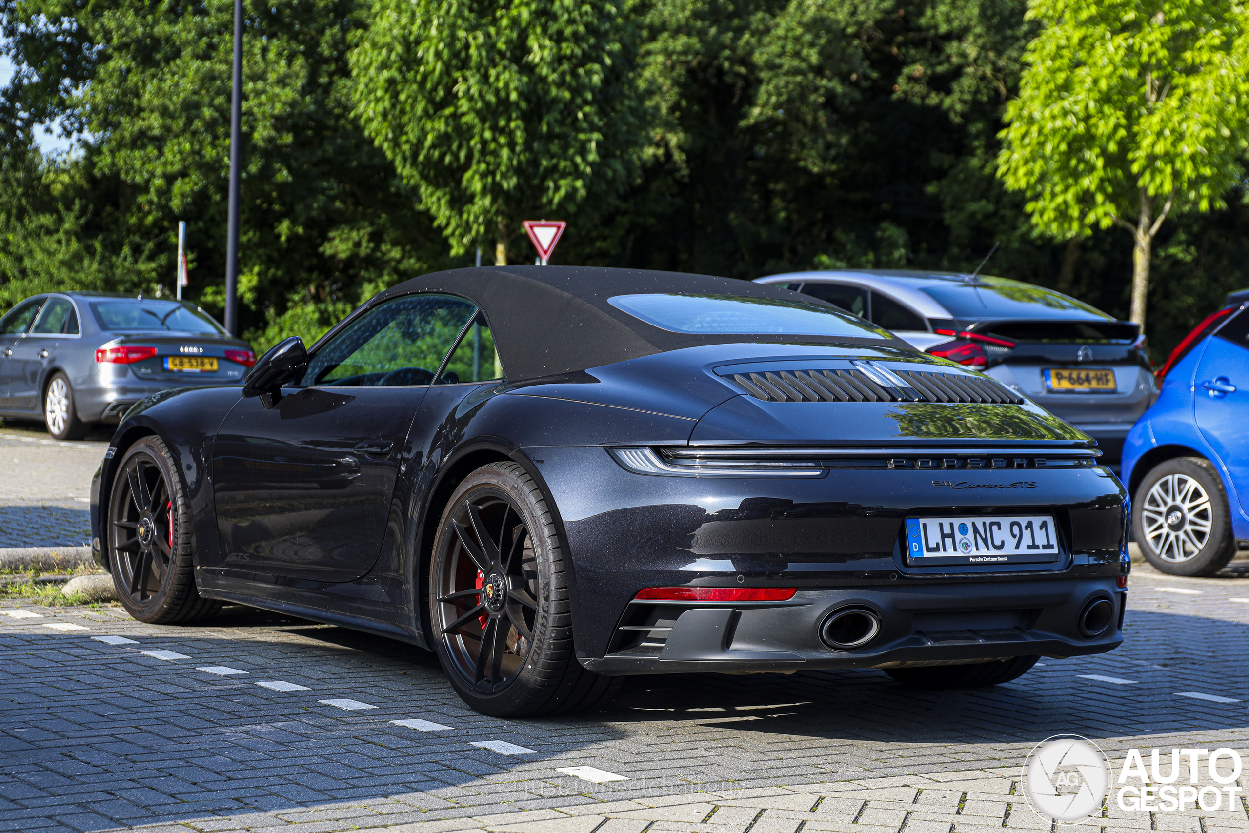 Porsche 992 Carrera GTS Cabriolet