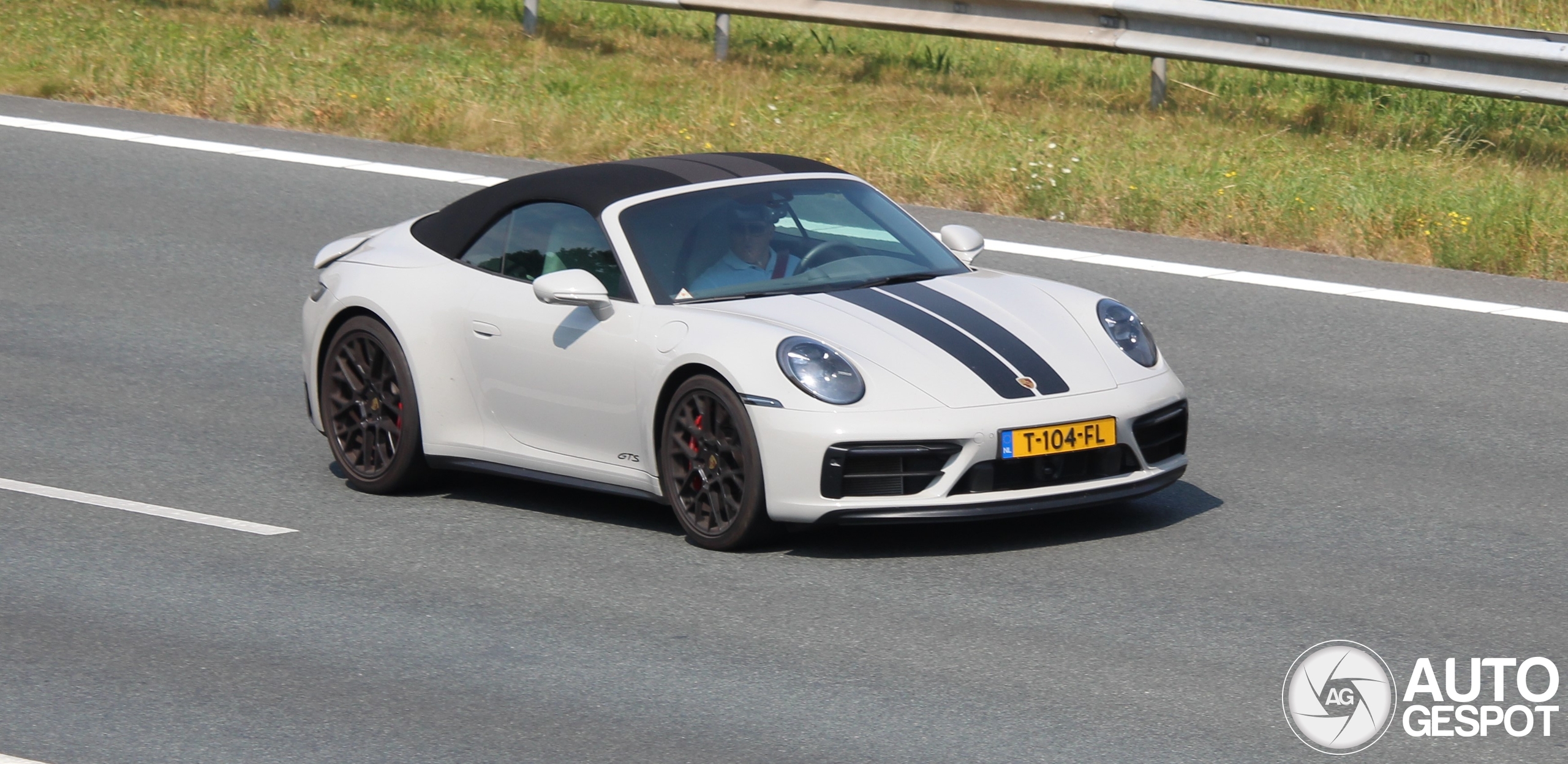 Porsche 992 Carrera GTS Cabriolet