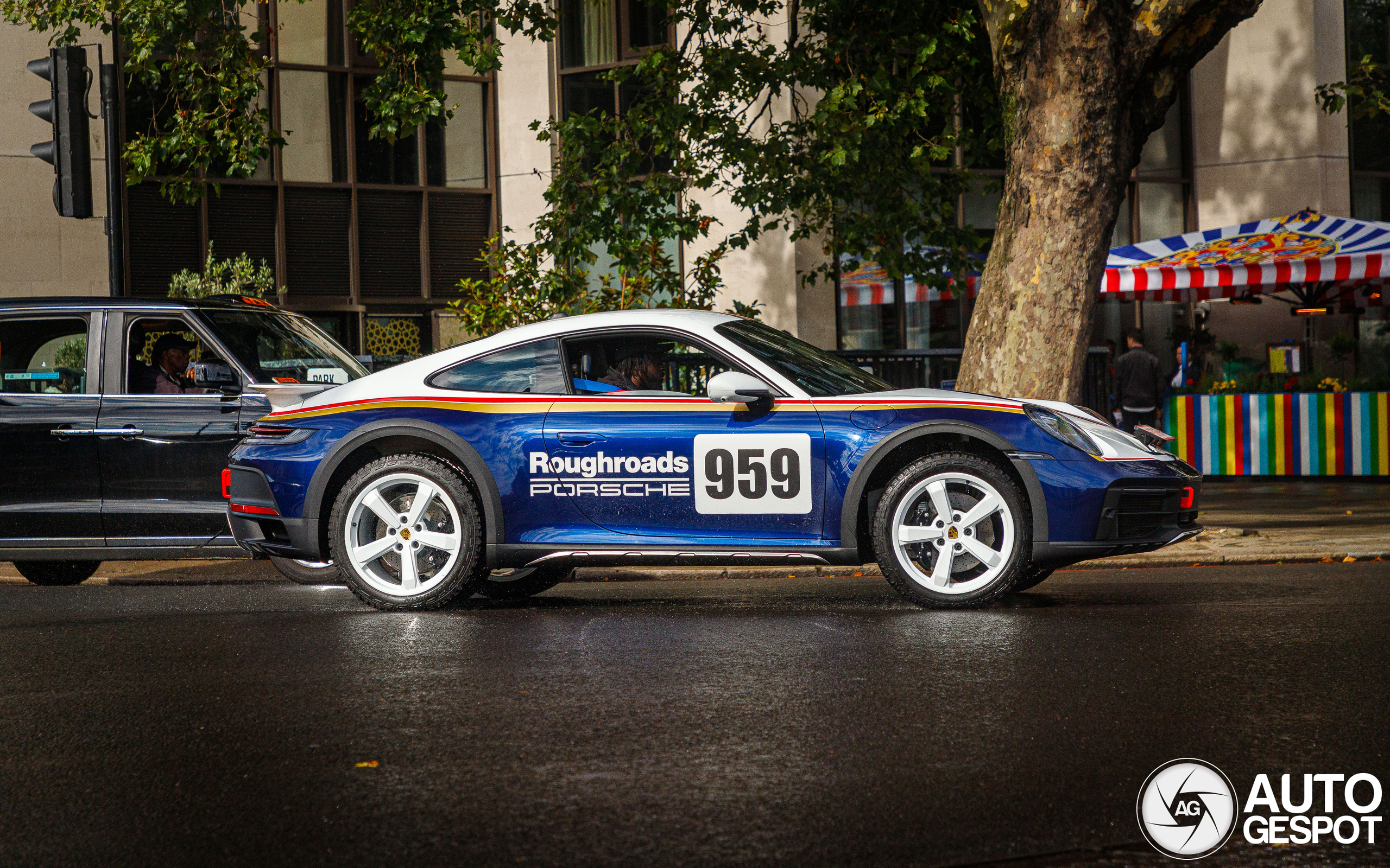 Porsche 992 Dakar