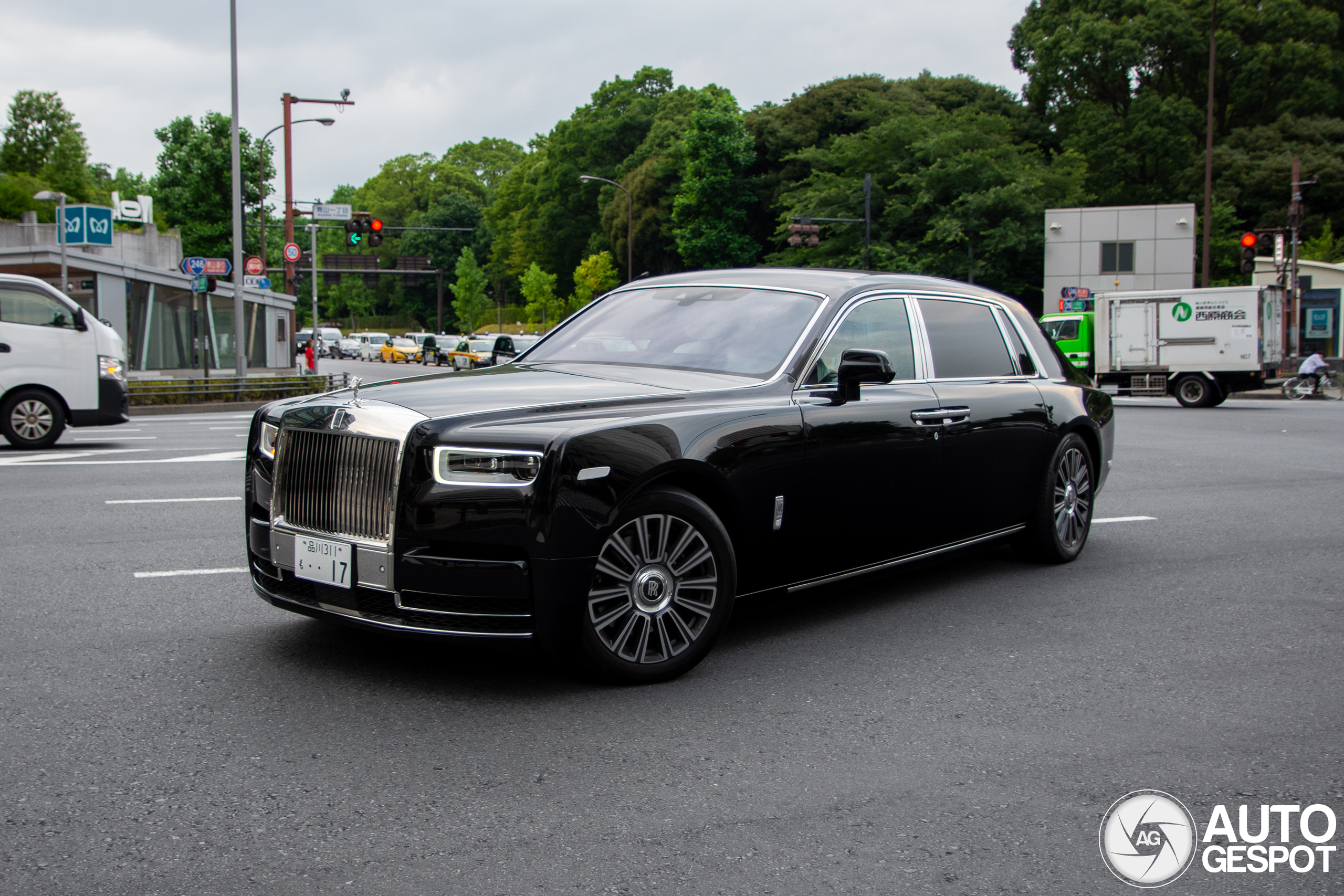 Rolls-Royce Phantom VIII EWB