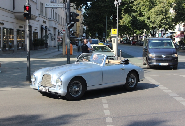 Aston Martin DB2 Drophead Coupé