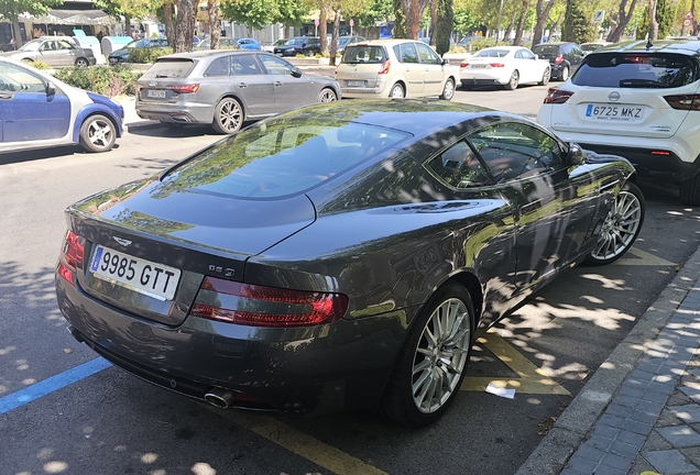 Aston Martin DB9