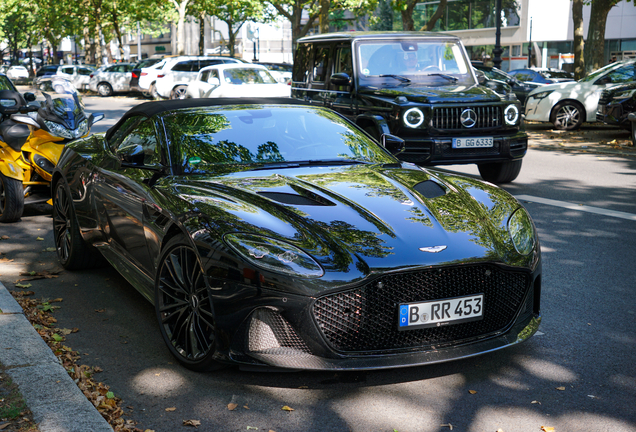 Aston Martin DBS Superleggera Volante