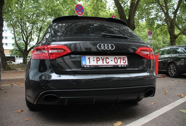 Audi RS4 Avant B8