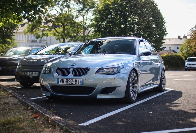 BMW M5 E60 2007