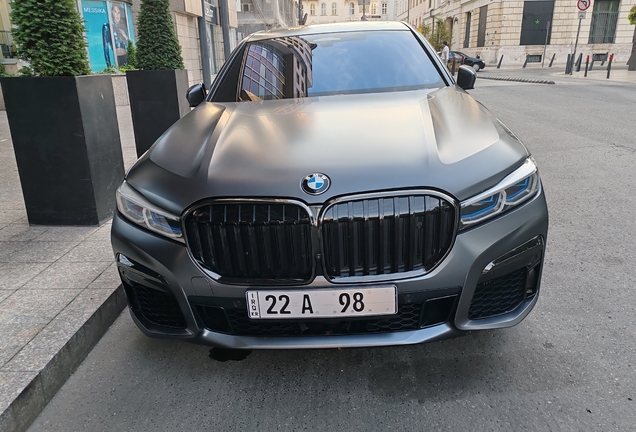 BMW M760Li xDrive 2019